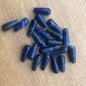 Genuine Lapis tear drop beads 💜